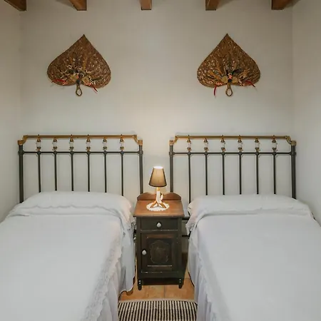 Casa Lope Dobres